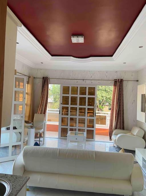 Appartement Altona Ломе Екстериор снимка