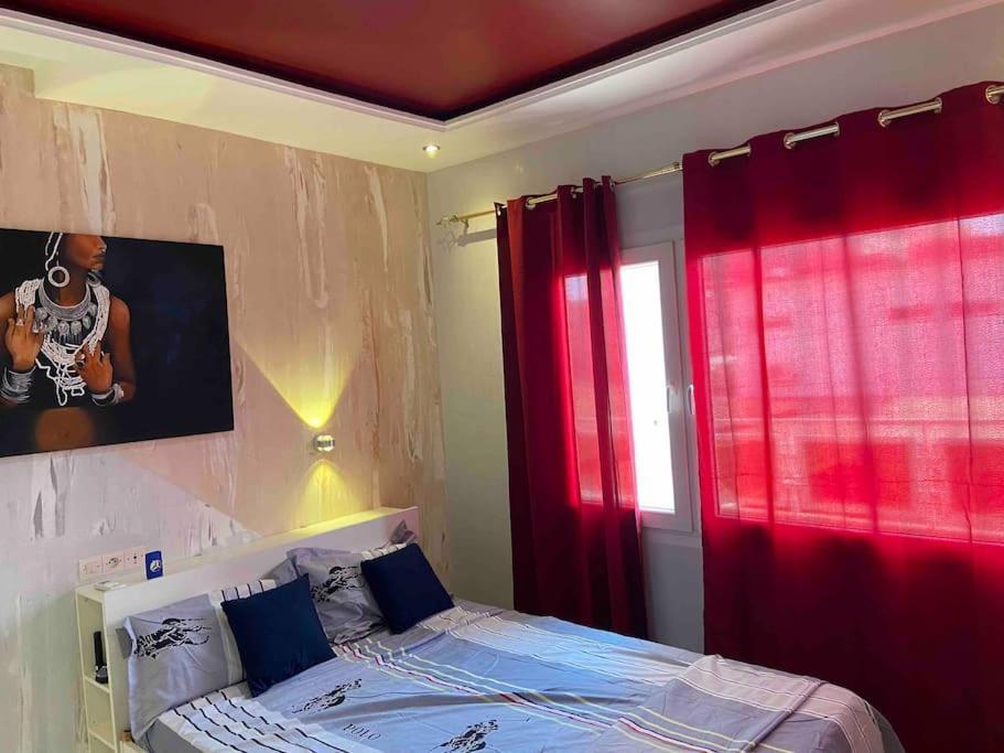 Appartement Altona Ломе Екстериор снимка