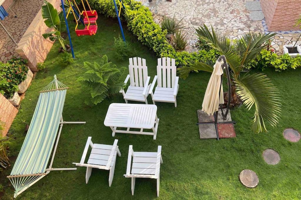 Appartement Altona Ломе Екстериор снимка
