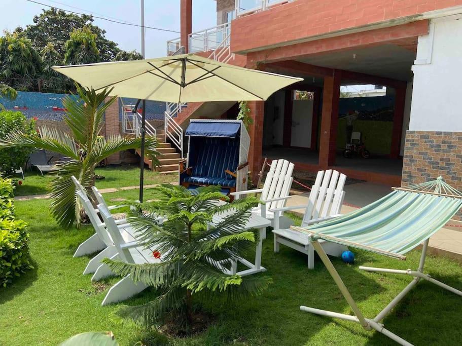 Appartement Altona Ломе Екстериор снимка