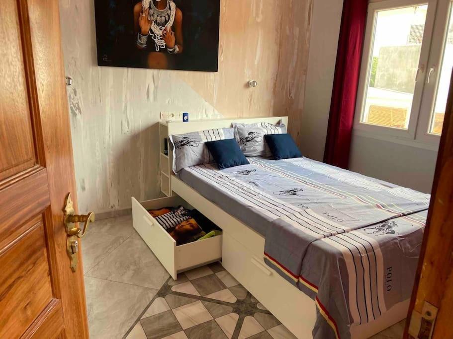 Appartement Altona Ломе Екстериор снимка