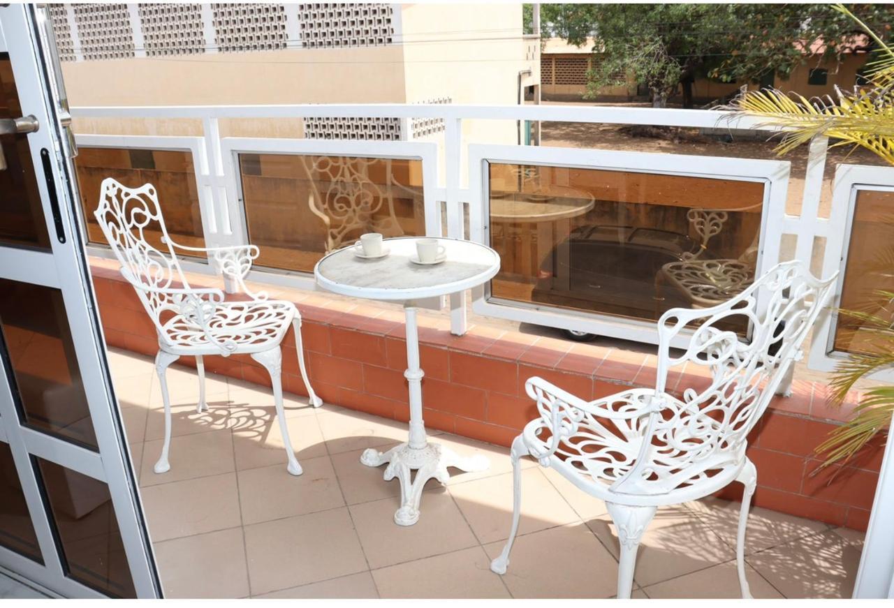 Appartement Altona Ломе Екстериор снимка