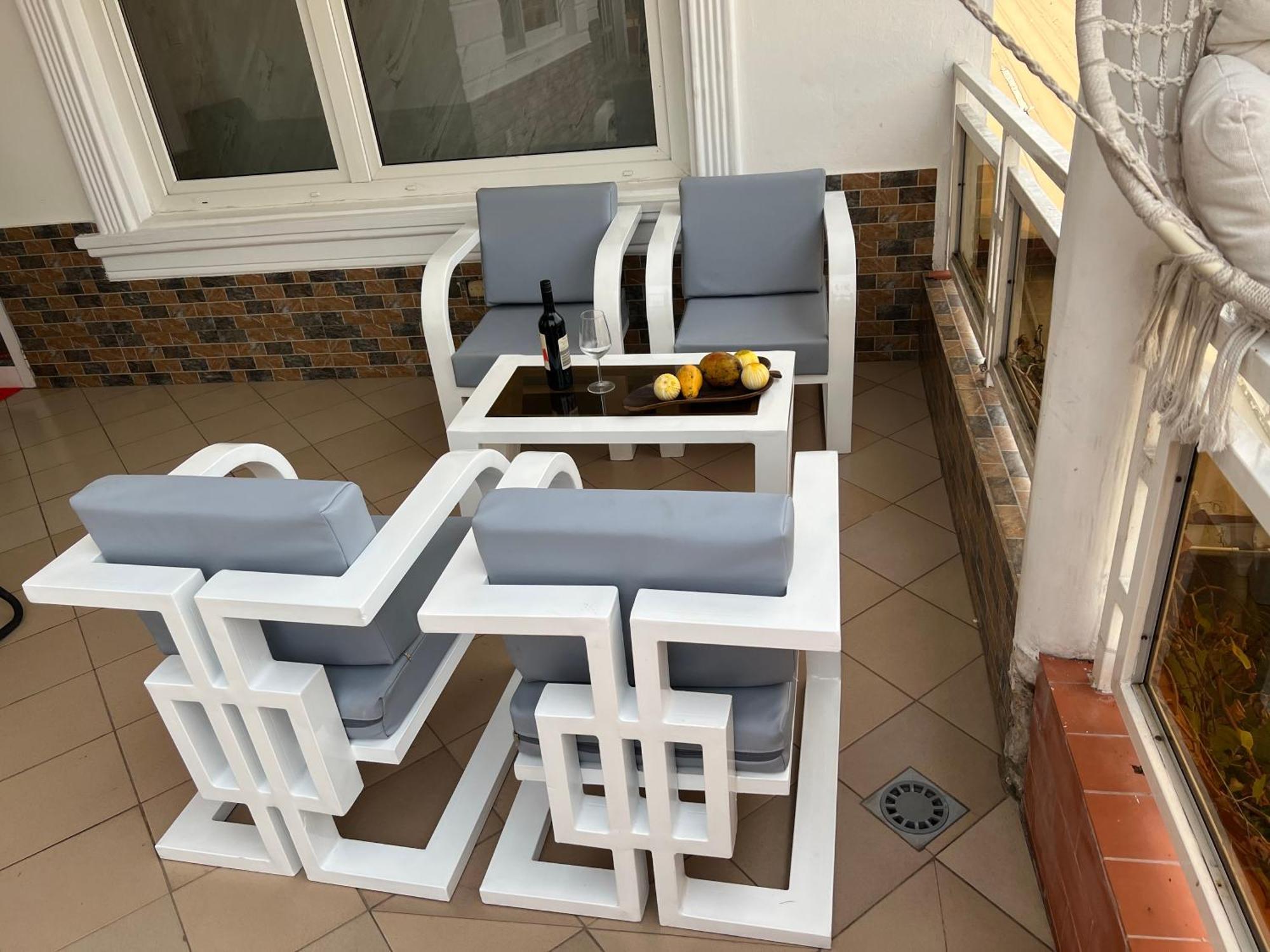 Appartement Altona Ломе Екстериор снимка